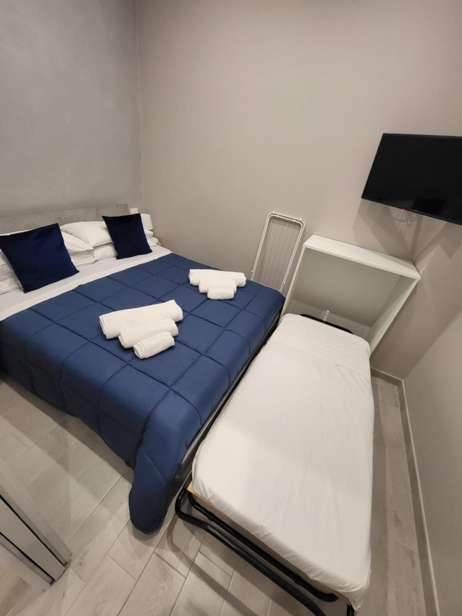 Casa Vacanze Manthy Posizione Centrale Бари Екстериор снимка