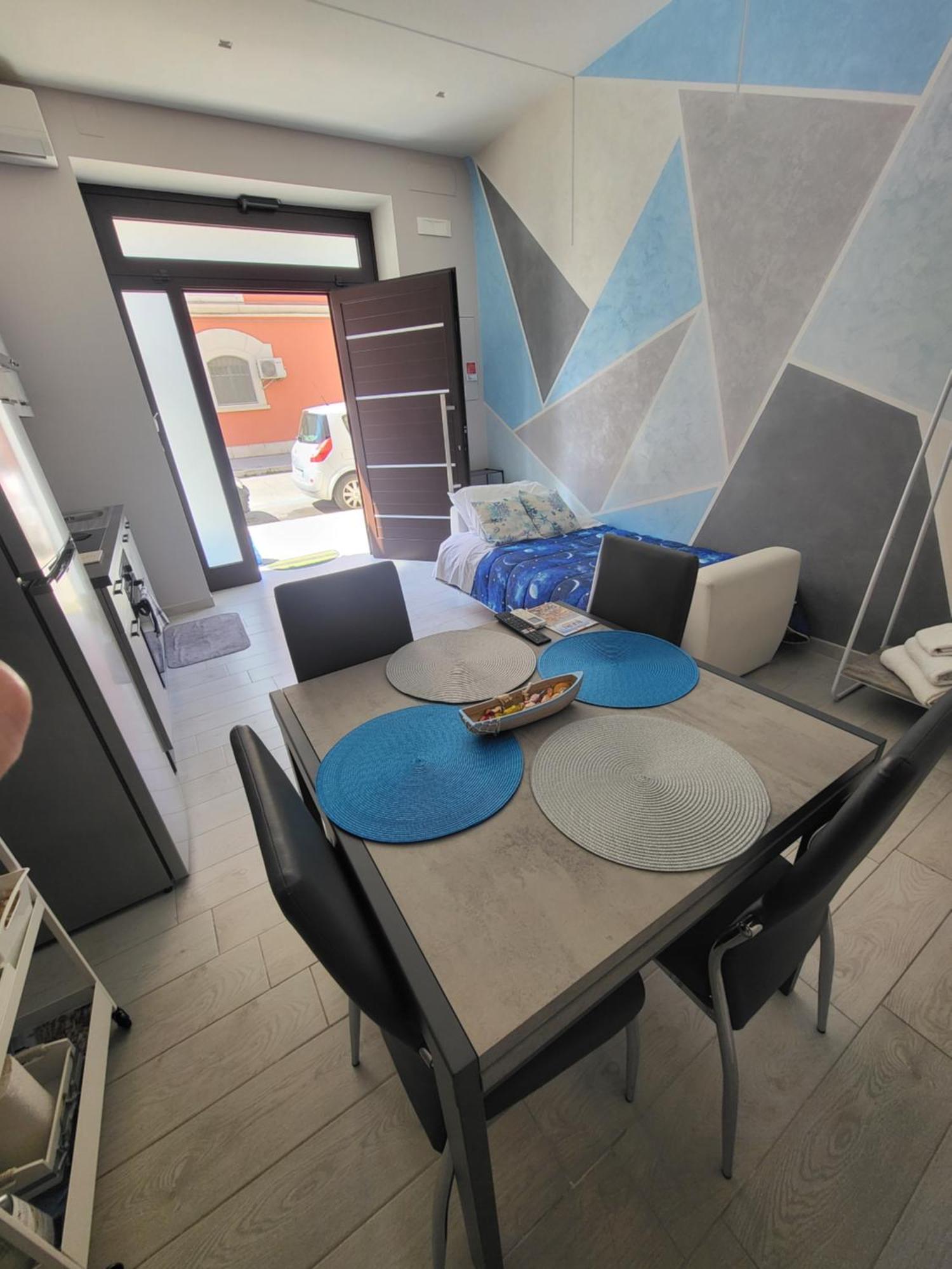 Casa Vacanze Manthy Posizione Centrale Бари Екстериор снимка